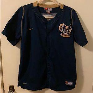 Nike Youth XL Milwaukee Brewers Button Down Jersey